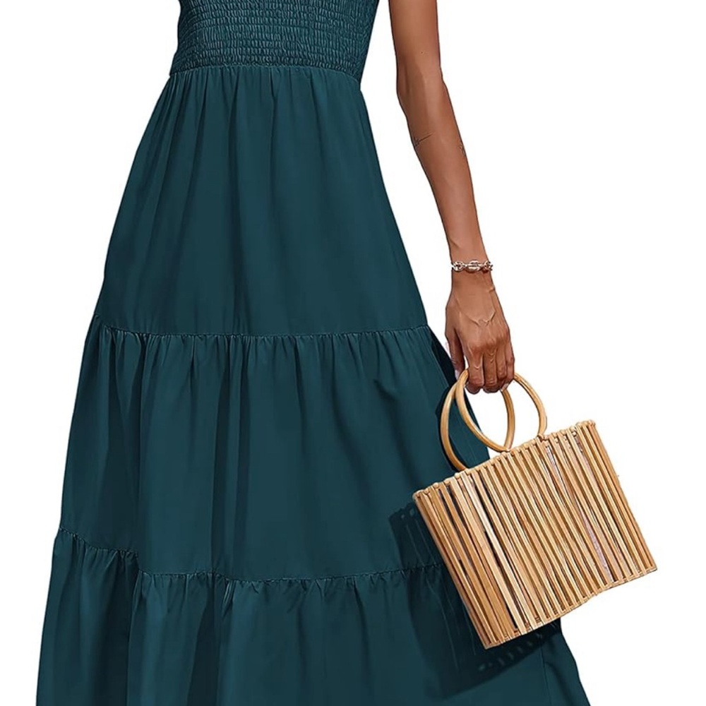 One should, fitted stretchy top, flowing dress. Teal Blue, Green color
